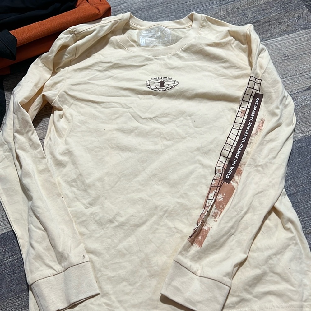 Large dutch bros long sleeve